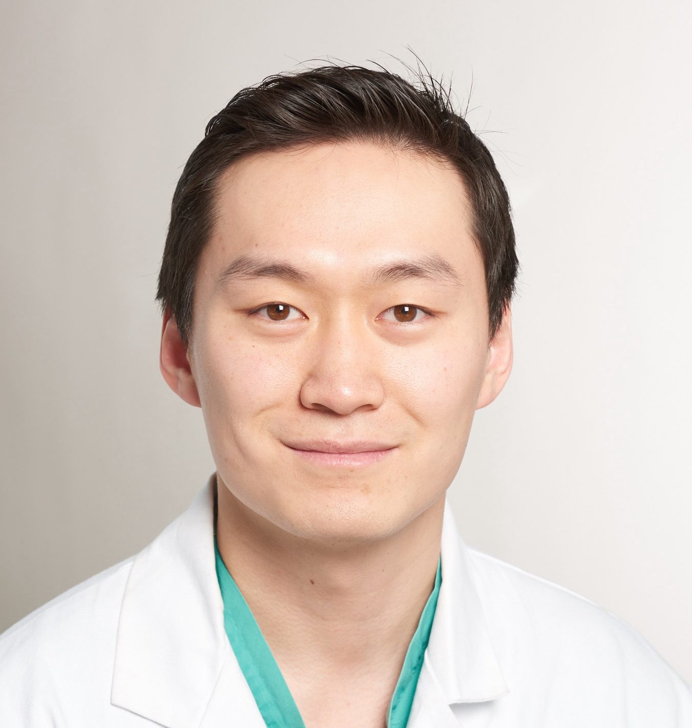 Dr. Frank J. Yuk, MD